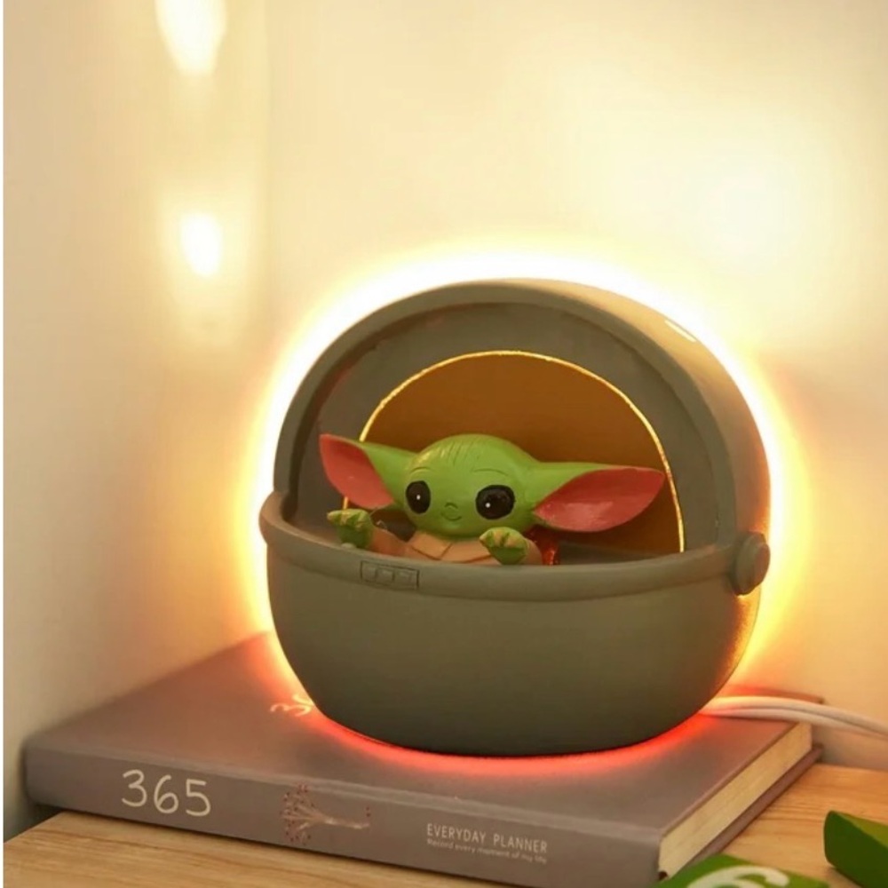 Star Wars NWT Green and Red Baby Yoda (Grogu) Light up